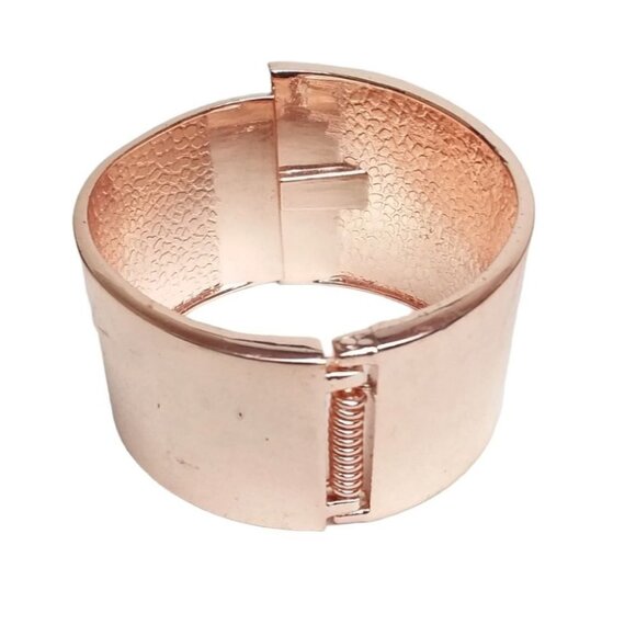 International concepts Crystal Hinge Rose Gold Bracelet - Picture 2 of 4